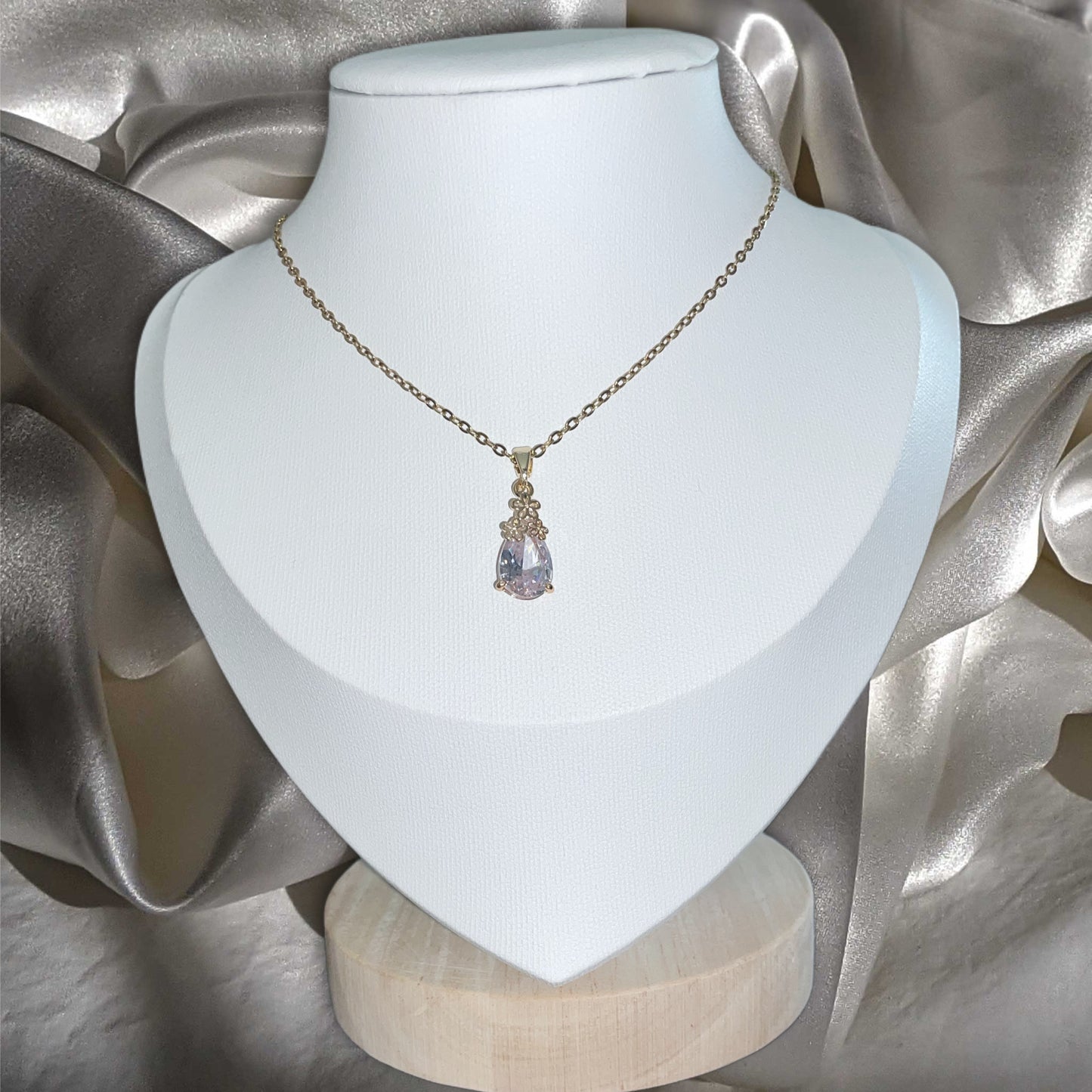 Collier DAMIS