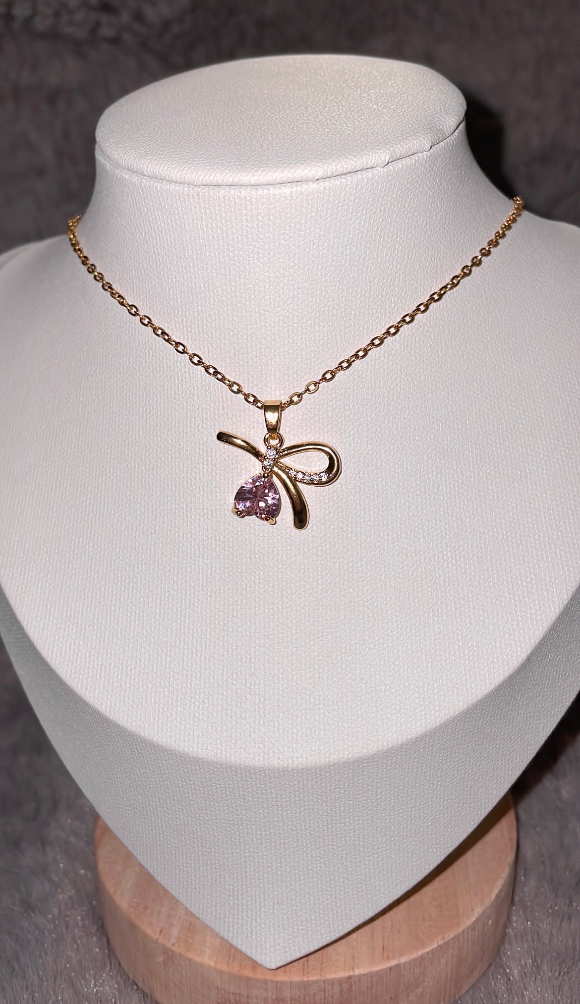 Collier Bloom